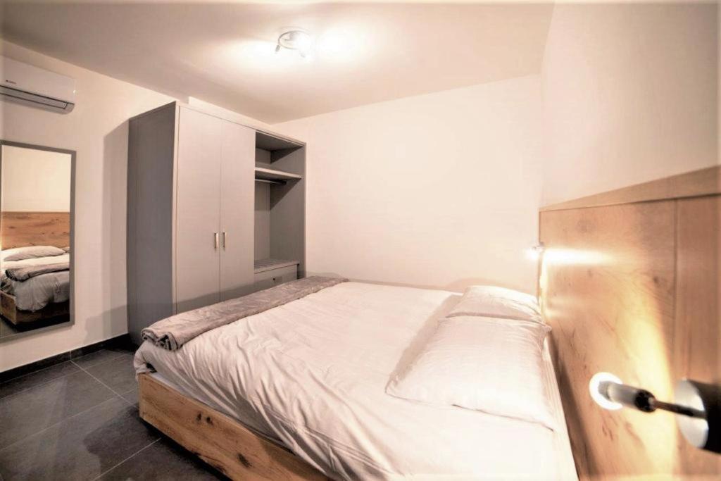 Gzira Isky Apartments المظهر الخارجي الصورة